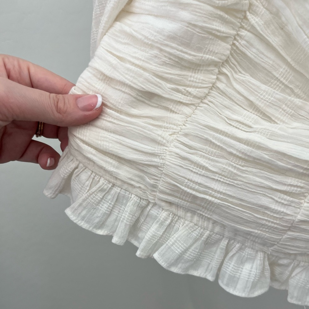 Lush White Puff Sleeve Crop Top - Picture 9 of 12